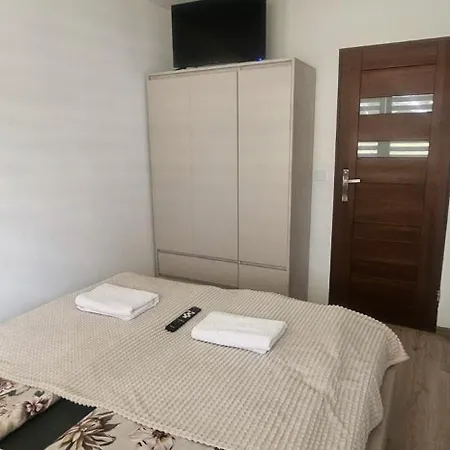 Komfortowe Mieszkanie Z Sypialnia I Balkonem Jastrzębie Zdrój