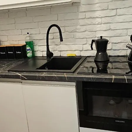 Komfortowe Mieszkanie Z Sypialnia I Balkonem *