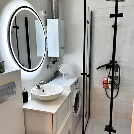 Apartman Komfortowe Mieszkanie Z Sypialnia I Balkonem *