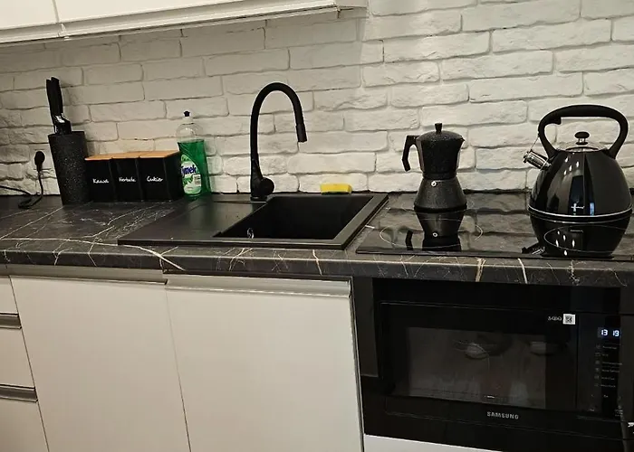 Komfortowe Mieszkanie Z Sypialnia I Balkonem *